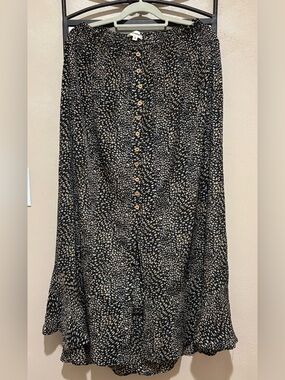 eesome Black Maxi Skirt Leopard Pattern Size M